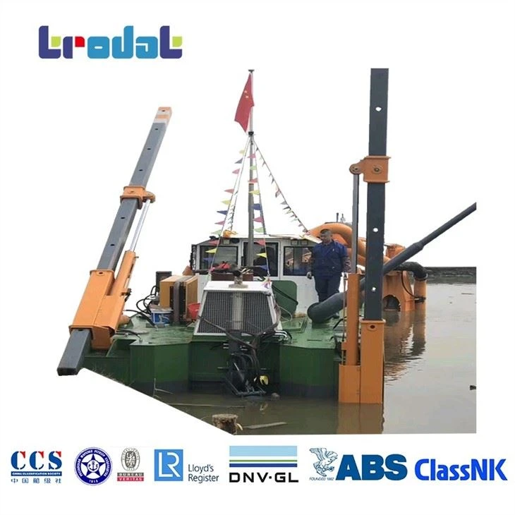 Multipurpose Amphibious Excavator Dredger For Lake Dredgging Engineering